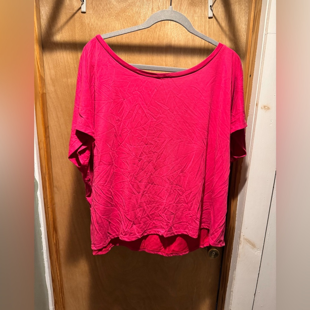 Women’s express tee
